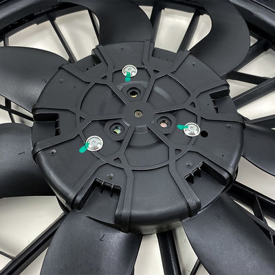 مجموعة مروحة التبريد الكهربائية لمبرد السيارات للسيارات W211 C219
